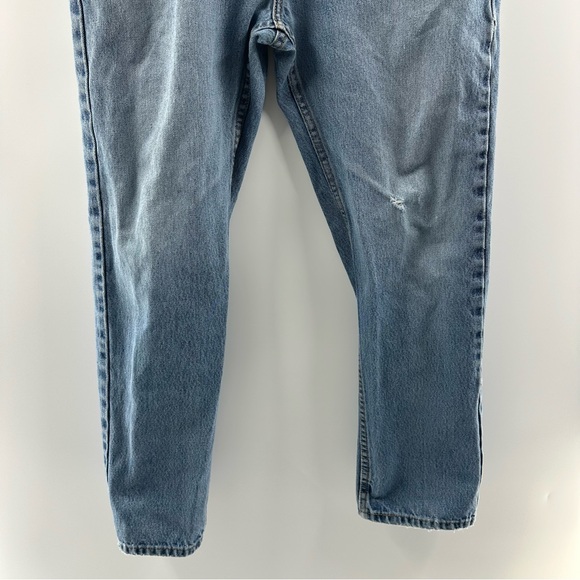 Levi’s 505 Medium Wash Jeans – Size 34x30, Straight Leg - Picture 4 of 11